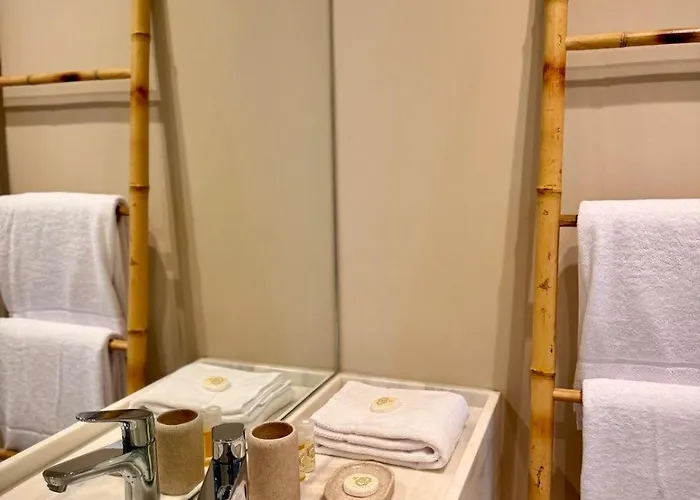 Aqueduct Vl * Lisbon