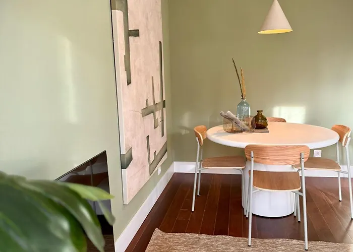 Aqueduct Vl Apartment